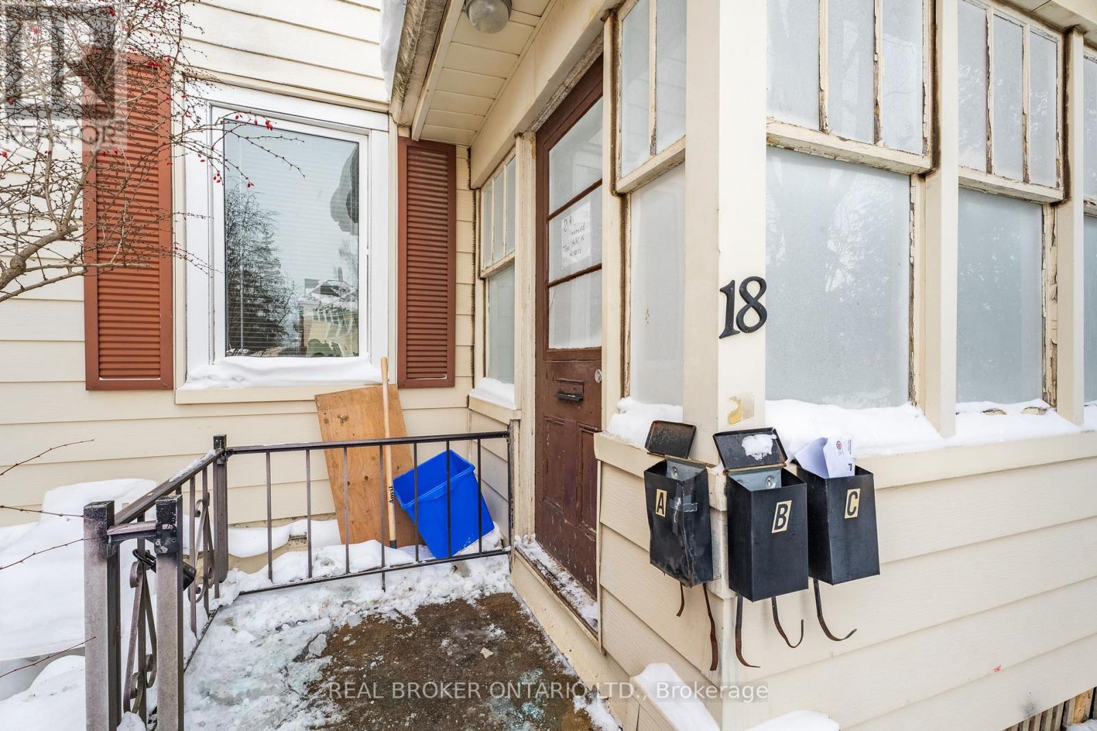 Unit A - 18 First Avenue, Orangeville, Ontario  L9W 1H8 - Photo 5 - W12771000