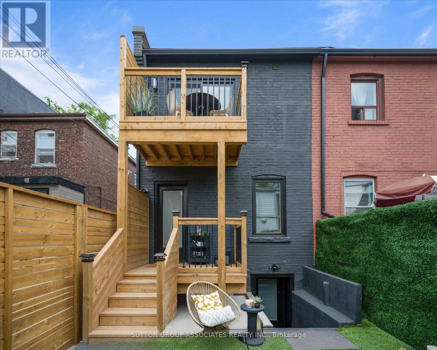 Lower - 794 Shaw Street, Toronto, Ontario  M6G 3M1 - Photo 12 - W12774820