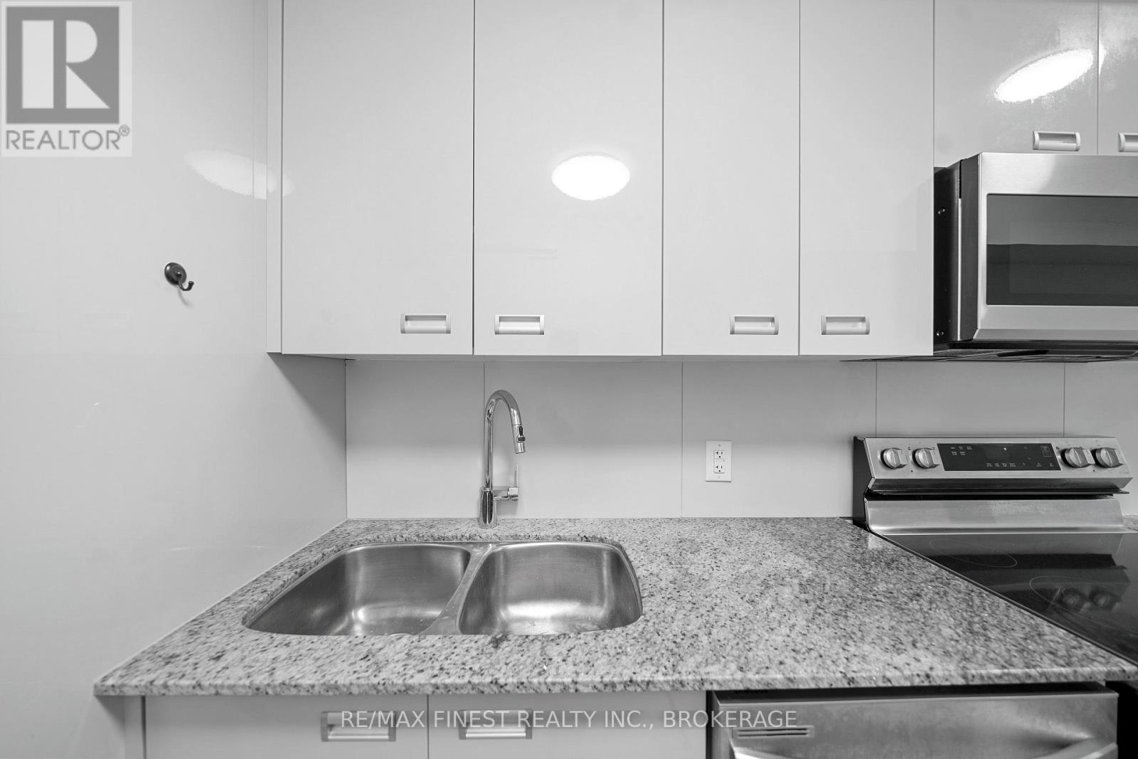 441 - 652 Princess Street, Kingston, Ontario  K7L 3Z9 - Photo 8 - X12775030