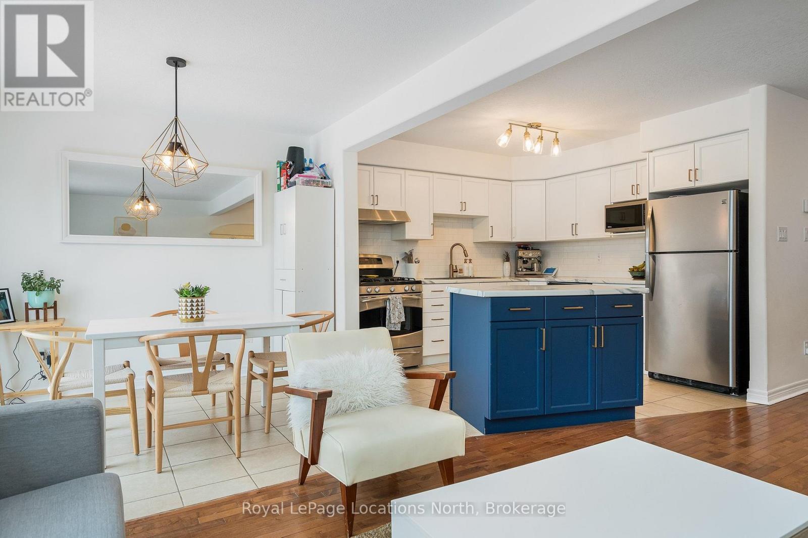 53 Barr Street, Collingwood, Ontario  L9Y 0E7 - Photo 8 - S12775014