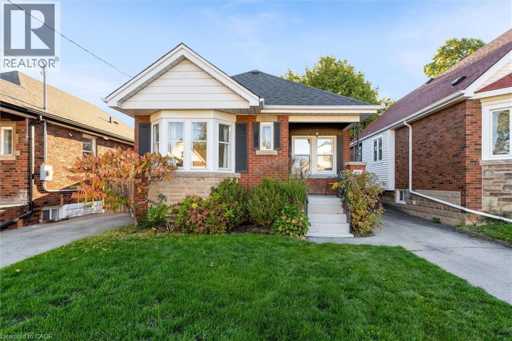 177 Houghton Avenue S, Hamilton, Ontario  L8K 2N1 - Photo 2 - 40799716