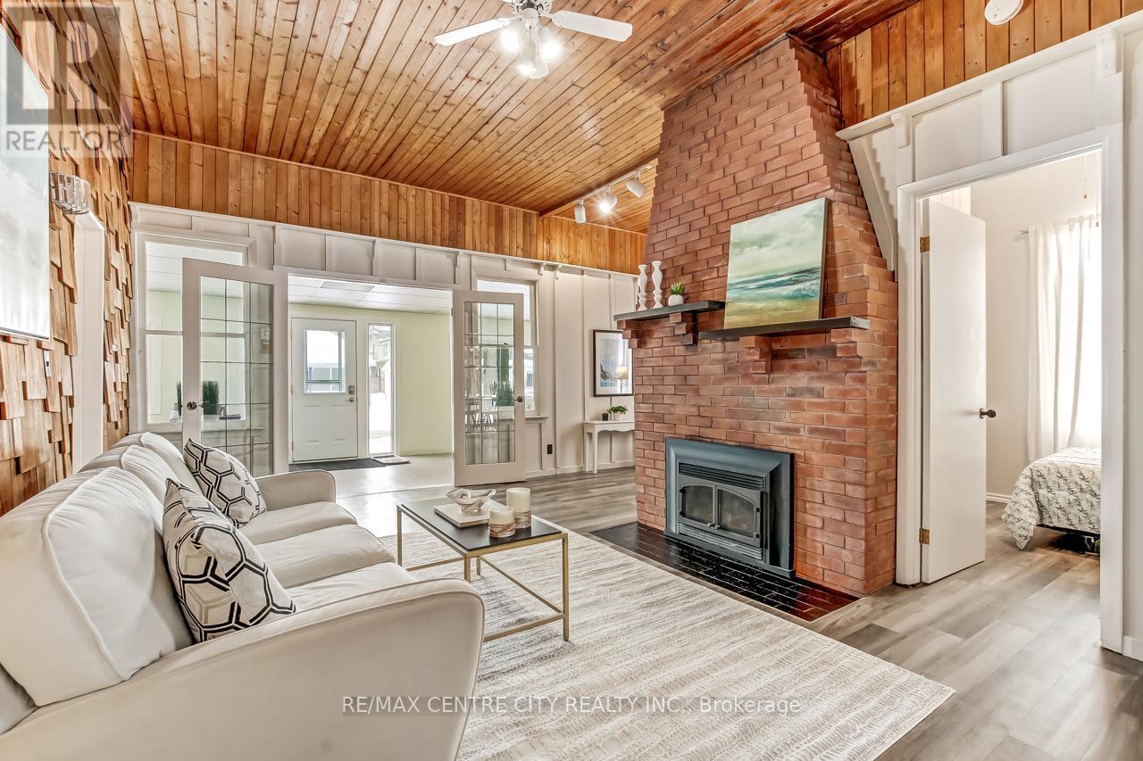 209 Adelaide Street, Central Elgin, Ontario  N5L 1A1 - Photo 10 - X12775092