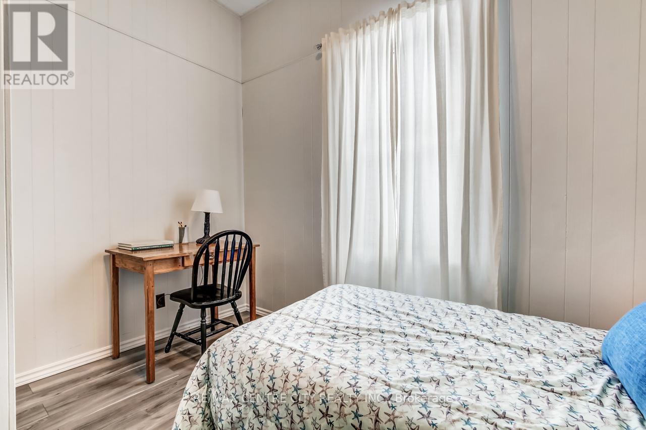 209 Adelaide Street, Central Elgin, Ontario  N5L 1A1 - Photo 14 - X12775092