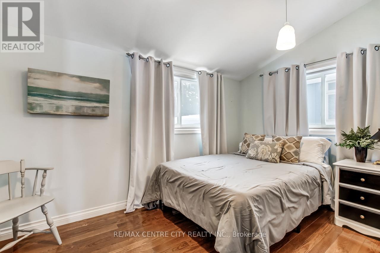 209 Adelaide Street, Central Elgin, Ontario  N5L 1A1 - Photo 15 - X12775092