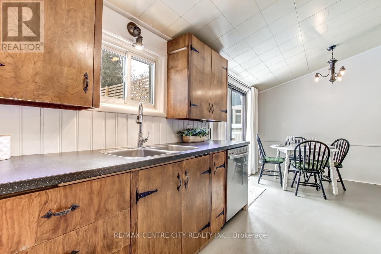 209 Adelaide Street, Central Elgin, Ontario  N5L 1A1 - Photo 20 - X12775092