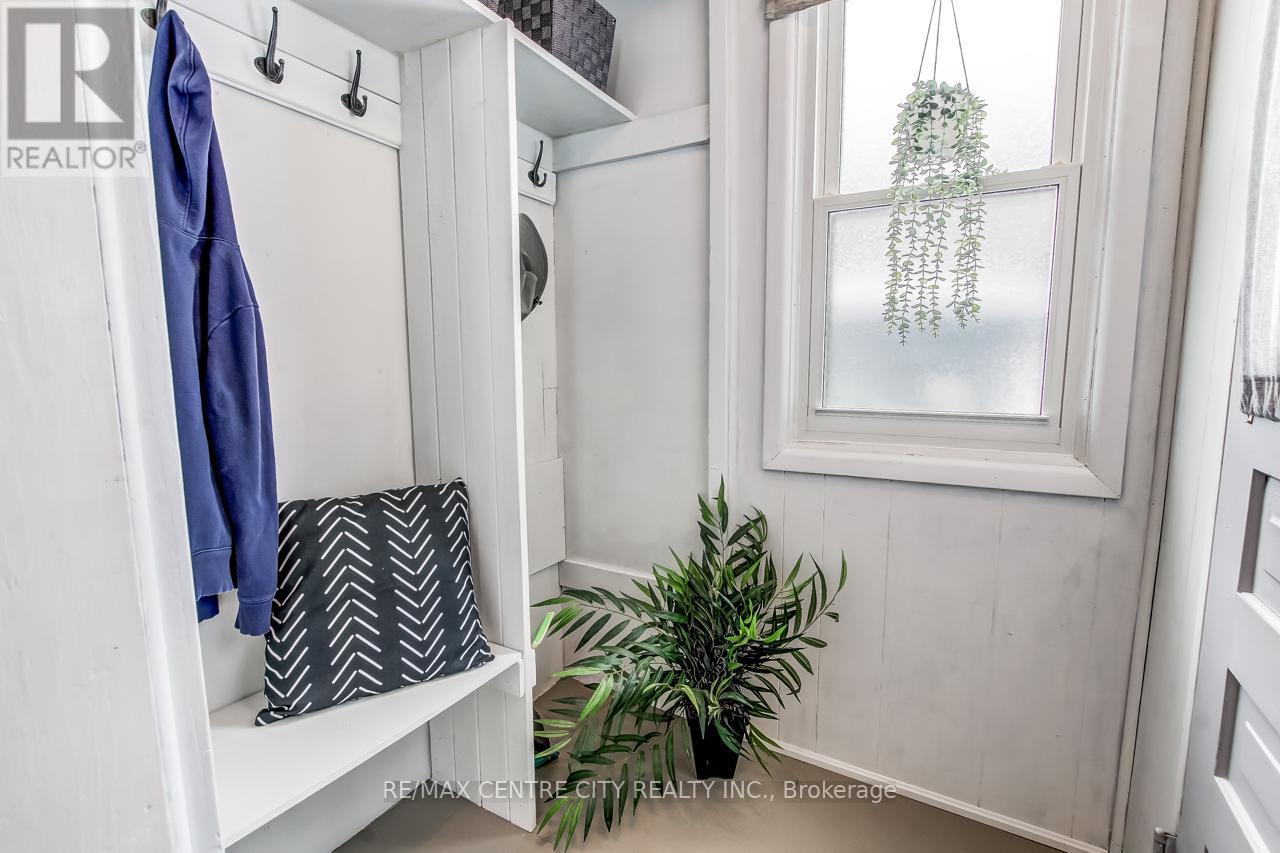 209 Adelaide Street, Central Elgin, Ontario  N5L 1A1 - Photo 21 - X12775092