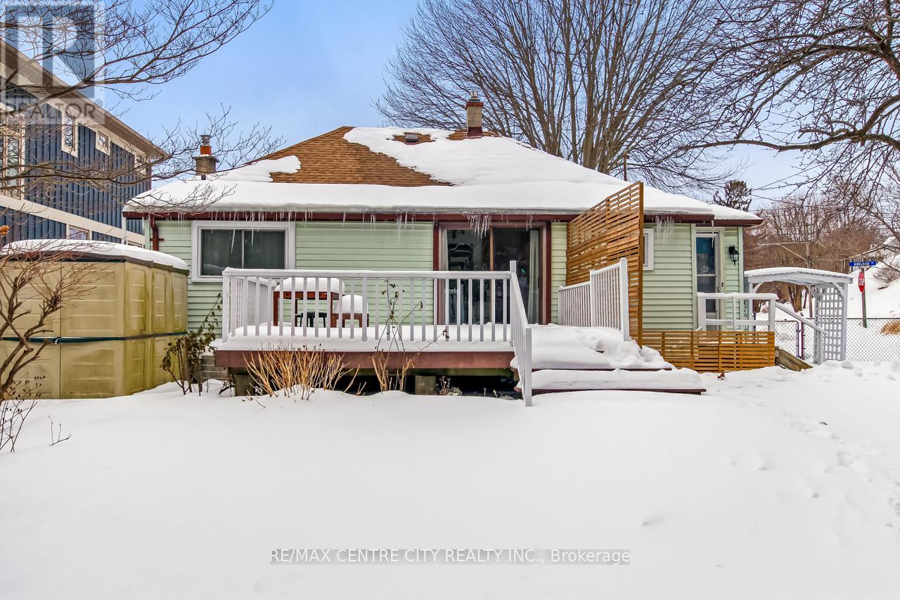209 Adelaide Street, Central Elgin, Ontario  N5L 1A1 - Photo 26 - X12775092