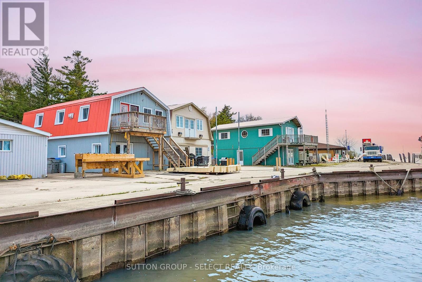 79 River Road, Lambton Shores, Ontario  N0M 1T0 - Photo 21 - X12775128