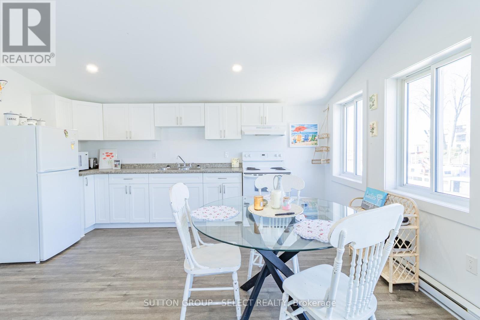 79 River Road, Lambton Shores, Ontario  N0M 1T0 - Photo 7 - X12775128