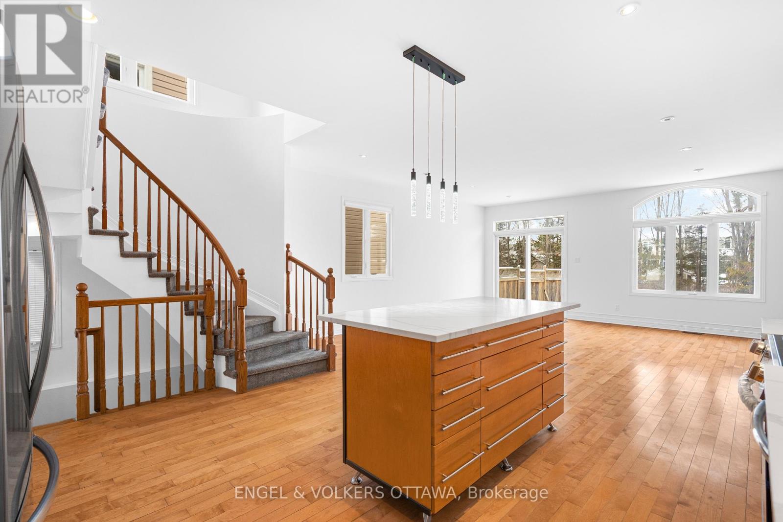 318 Parkin Circle, Ottawa, Ontario  K1T 4G6 - Photo 19 - X12775078