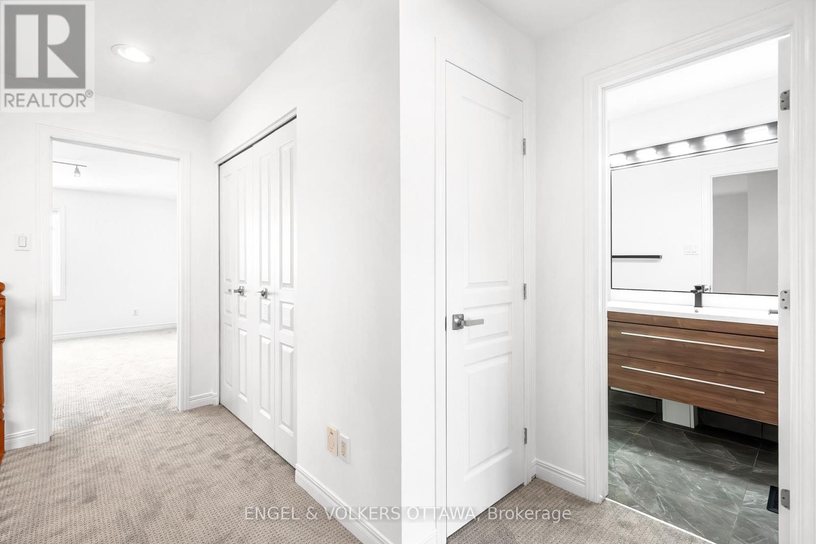 318 Parkin Circle, Ottawa, Ontario  K1T 4G6 - Photo 38 - X12775078