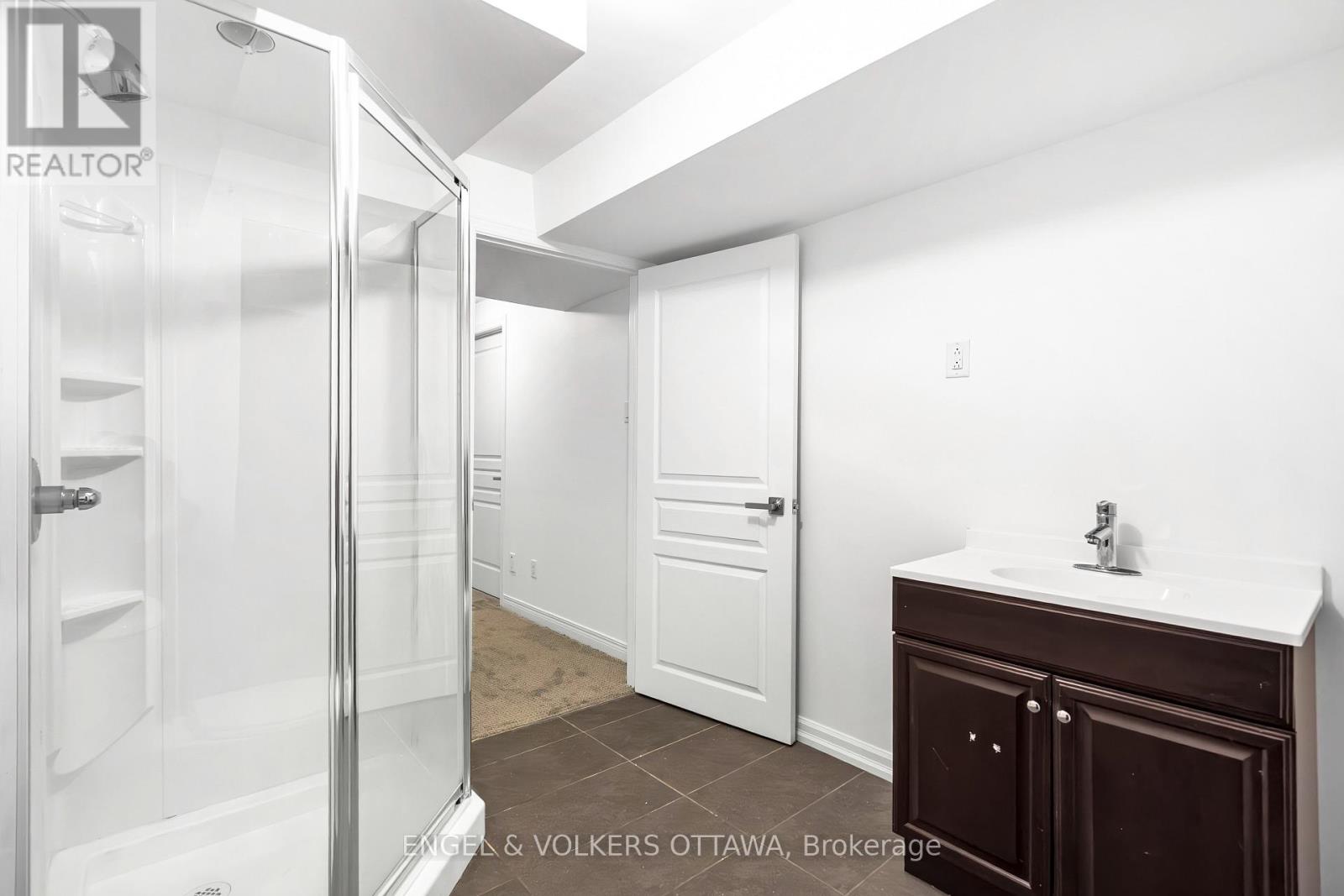 318 Parkin Circle, Ottawa, Ontario  K1T 4G6 - Photo 44 - X12775078