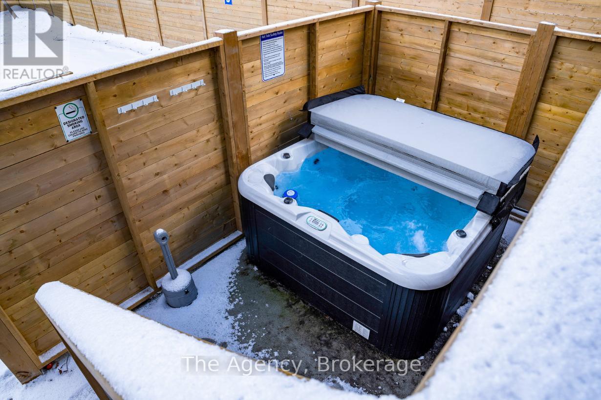 1,2,3 - 145 Kandahar Lane, Blue Mountains, Ontario  L9Y 0N3 - Photo 47 - X12775046