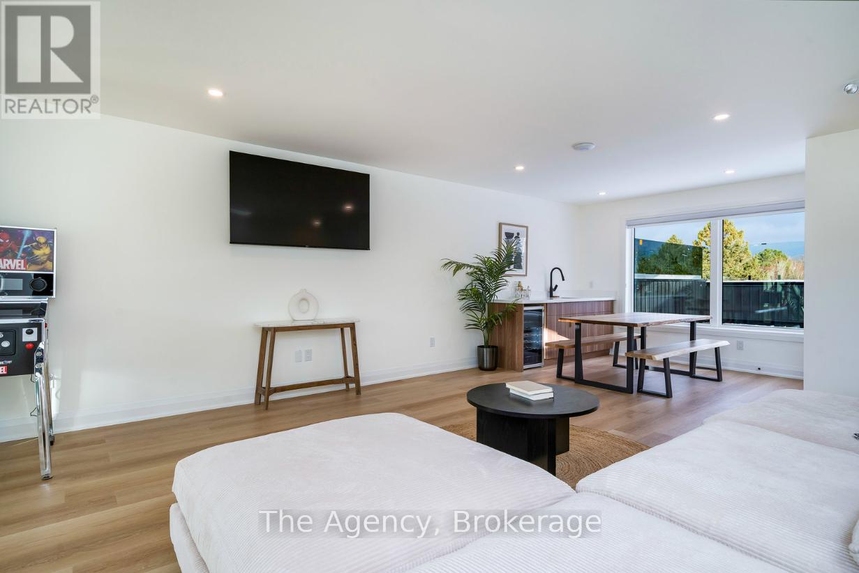 1,2,3 - 145 Kandahar Lane, Blue Mountains, Ontario  L9Y 0N3 - Photo 30 - X12775050