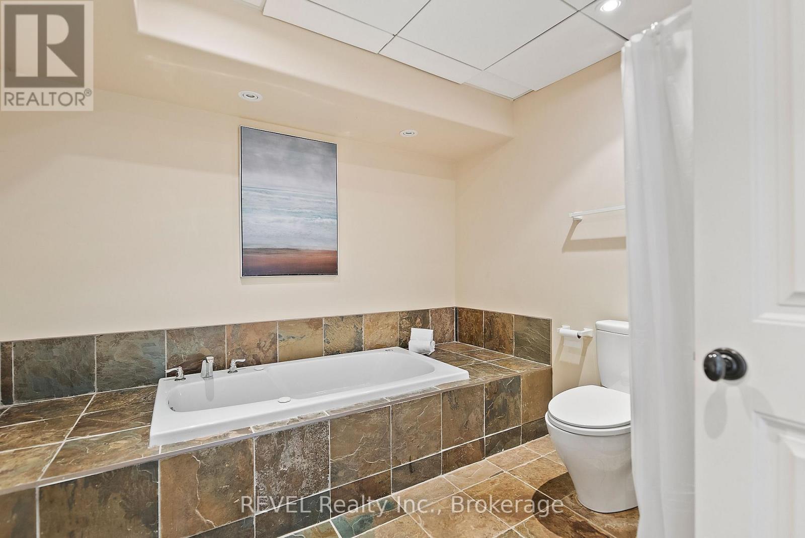 35 Clearview Heights, St. Catharines, Ontario  L2T 2W4 - Photo 37 - X12775004