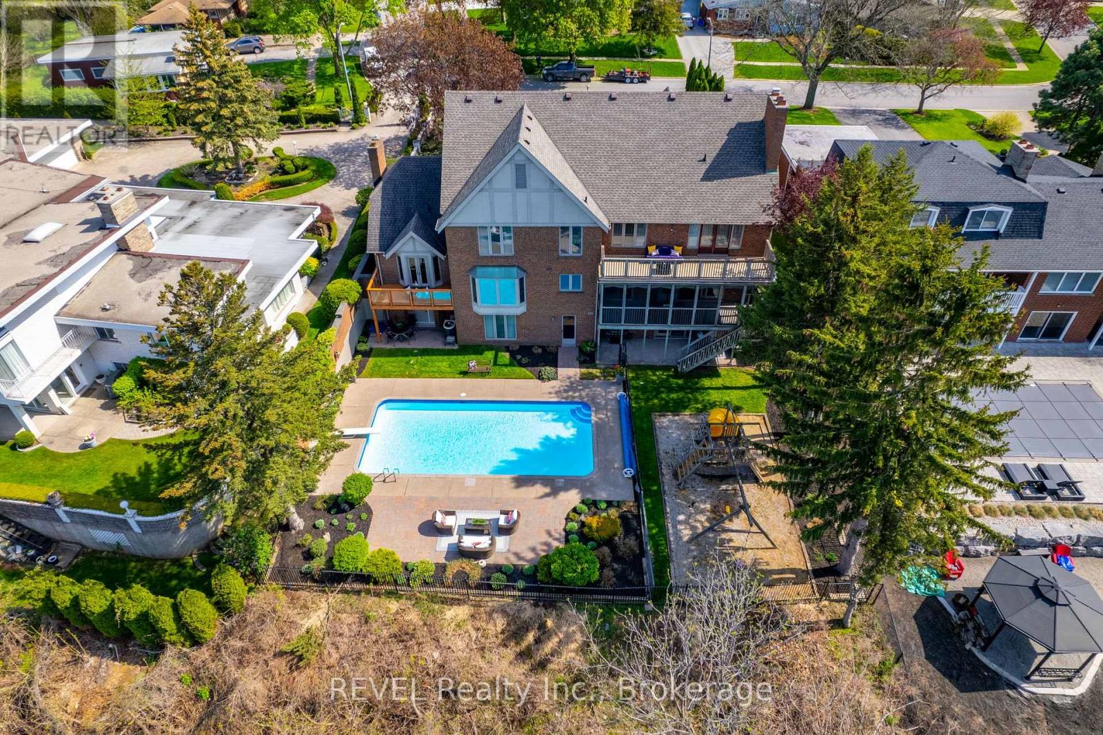 35 Clearview Heights, St. Catharines, Ontario  L2T 2W4 - Photo 44 - X12775004