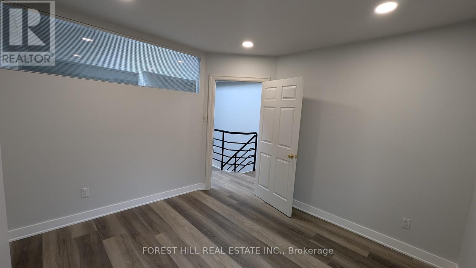 520 Eglinton Avenue E, Toronto, Ontario  M4P 1N6 - Photo 16 - C12752466