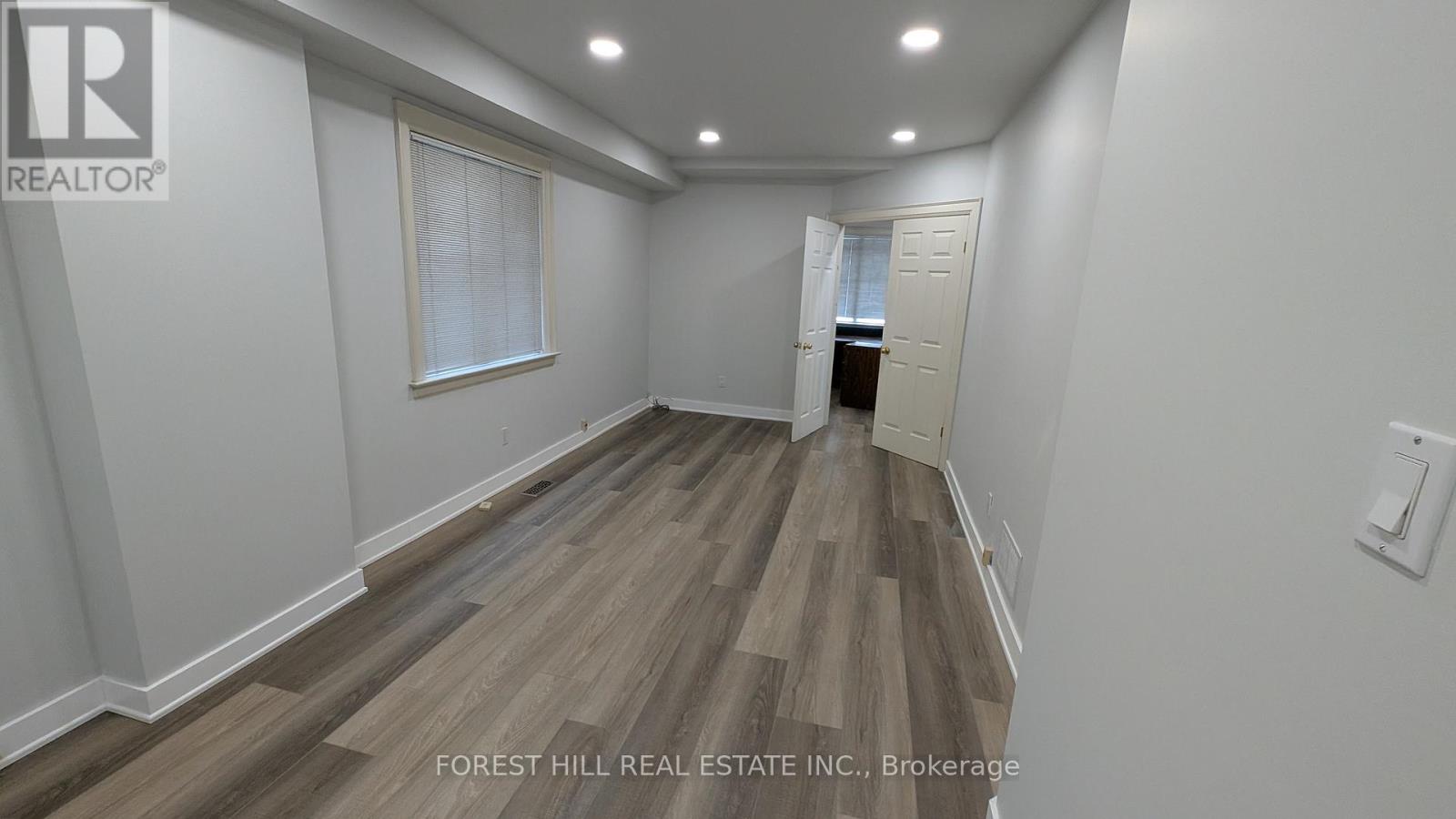 520 Eglinton Avenue E, Toronto, Ontario  M4P 1N6 - Photo 6 - C12752466