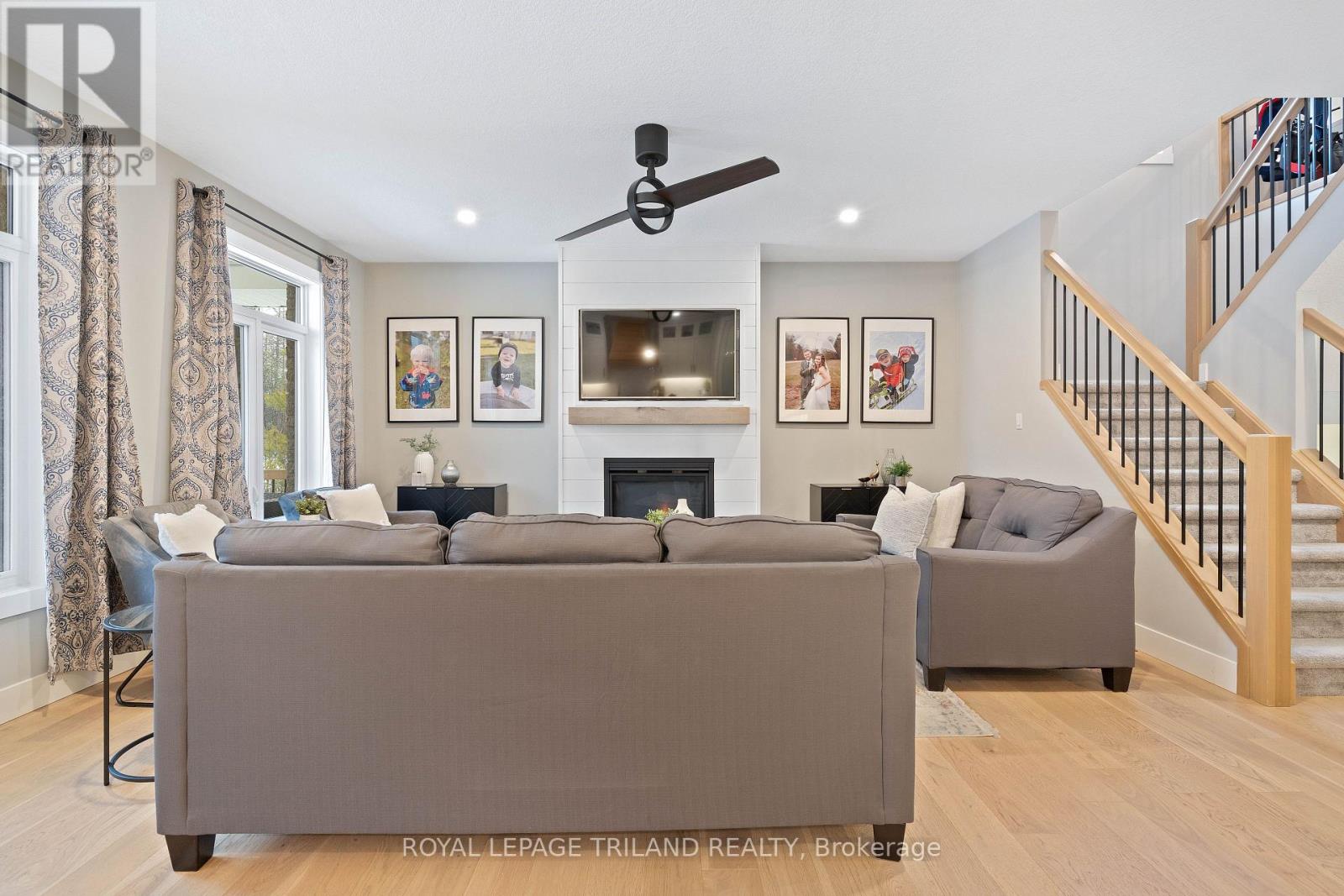 Photo 9 of 50 for 42 Cedarvale Lane