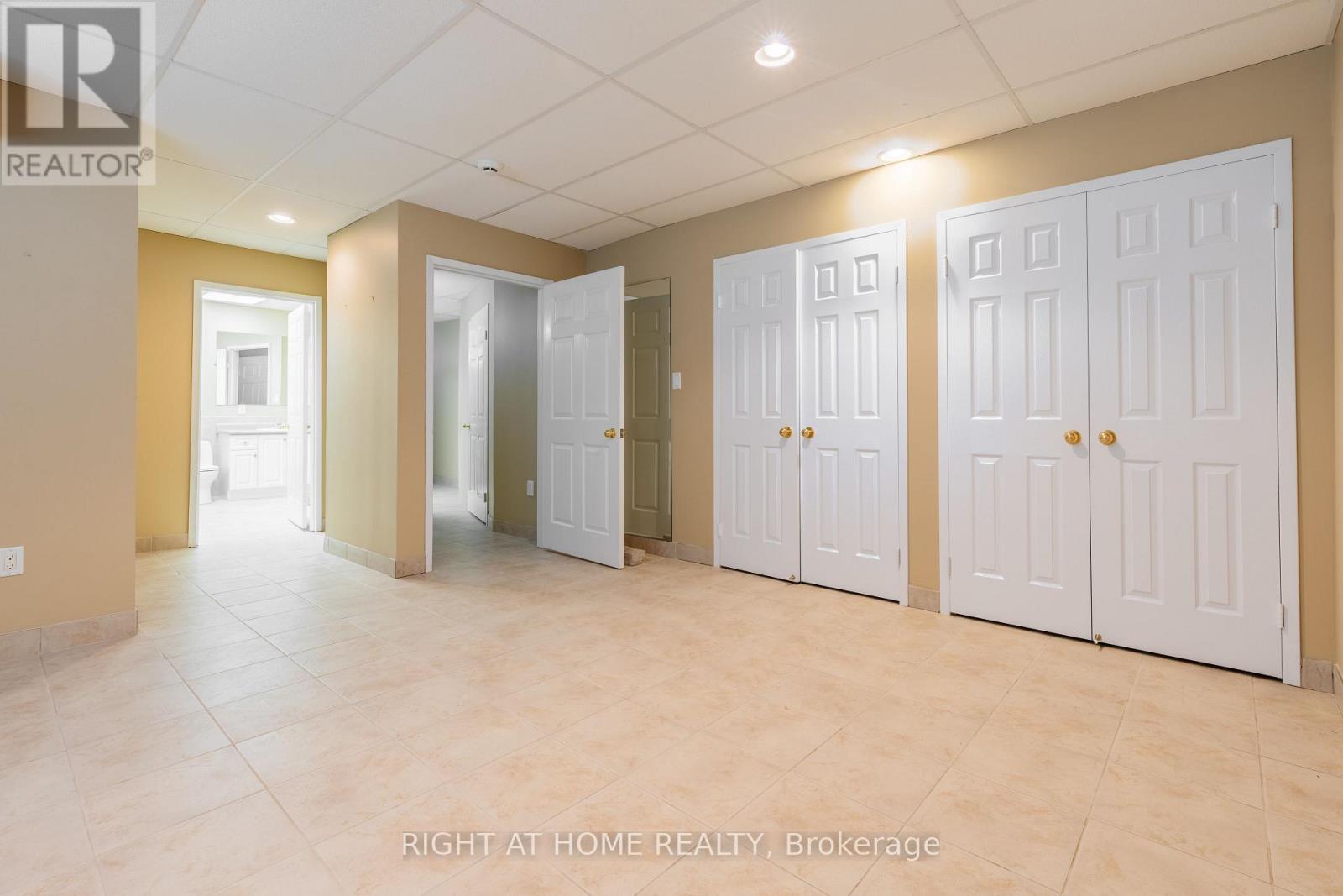 Lower - 900 15th Side Road, King, Ontario  L7B 1K5 - Photo 2 - N12752738