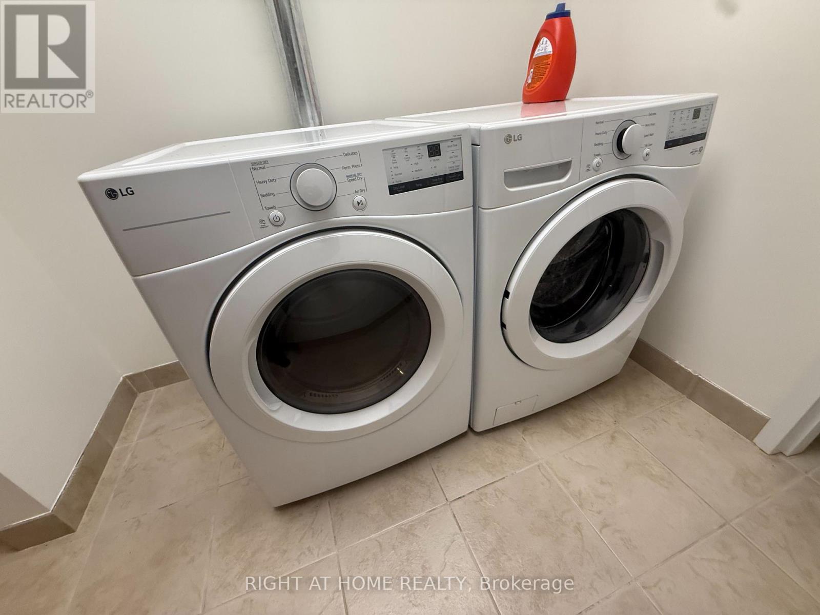 Lower - 900 15th Side Road, King, Ontario  L7B 1K5 - Photo 7 - N12752738