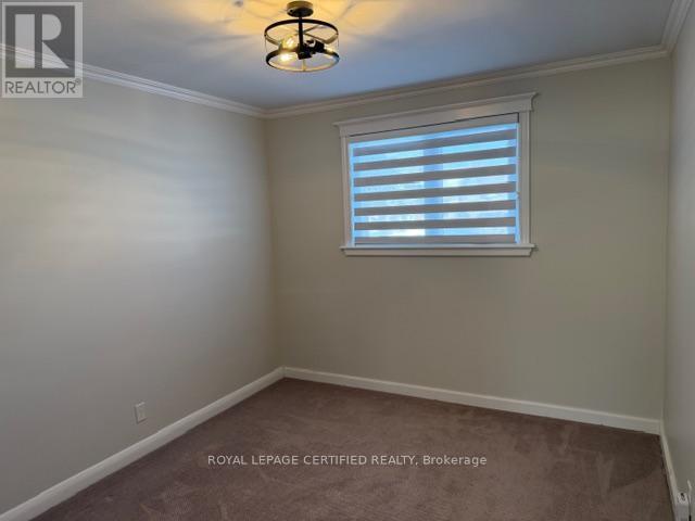 ( Upper ) - 15 Glendale Avenue, Brampton (Brampton West), Ontario  L6X 1X2 - Photo 15 - W12774974