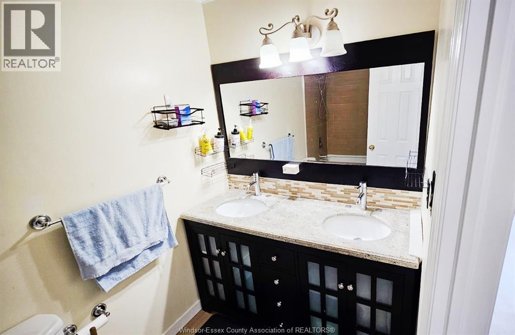 201 Hanmer, Barrie, Ontario  L4M 6W7 - Photo 12 - 26002899