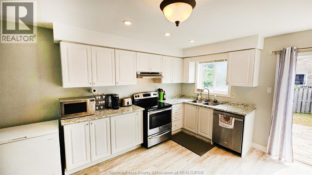 201 Hanmer, Barrie, Ontario  L4M 6W7 - Photo 8 - 26002899