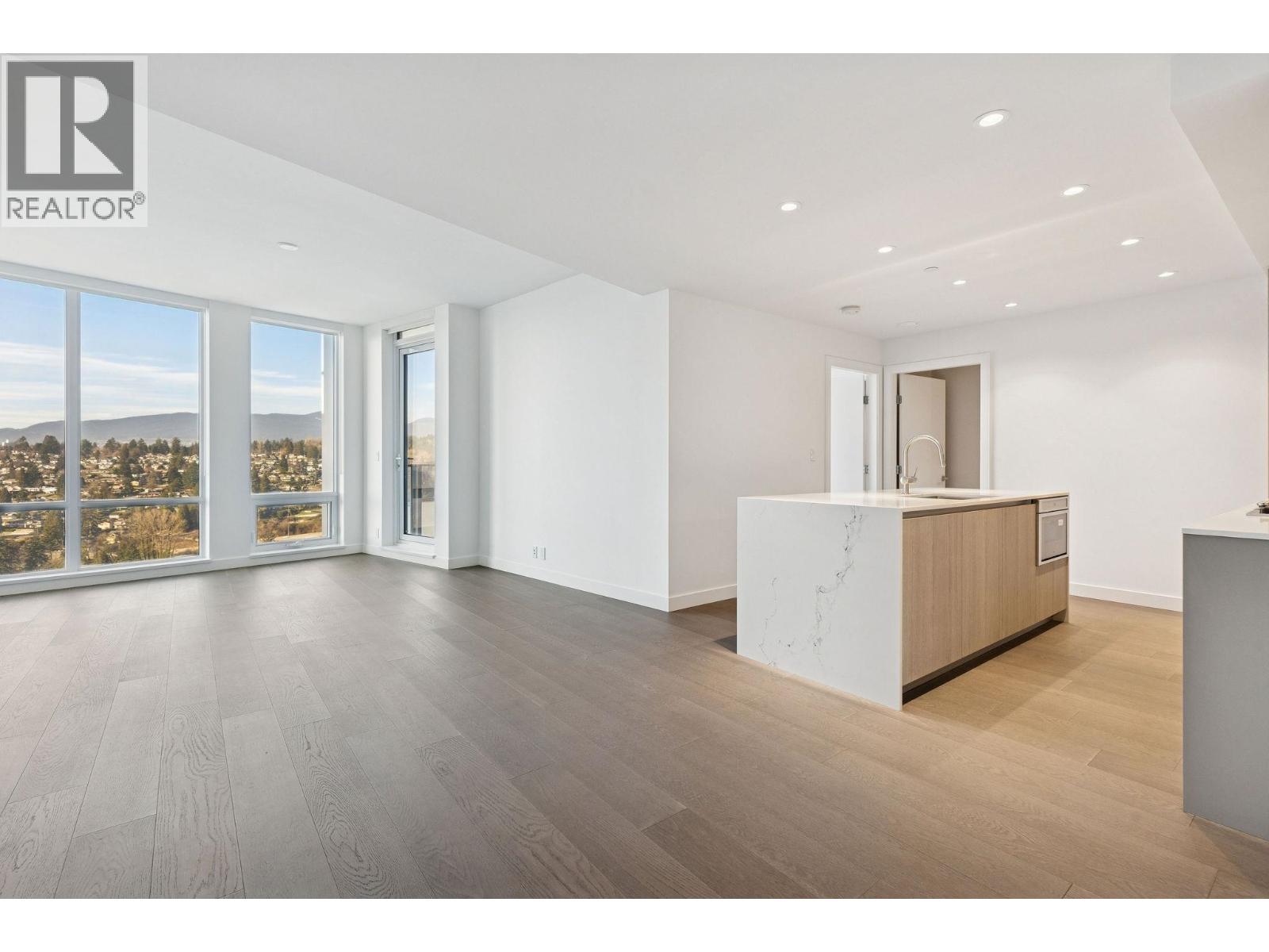 3006 1500 Fern Street, North Vancouver, British Columbia  V7J 0E6 - Photo 4 - R3088369