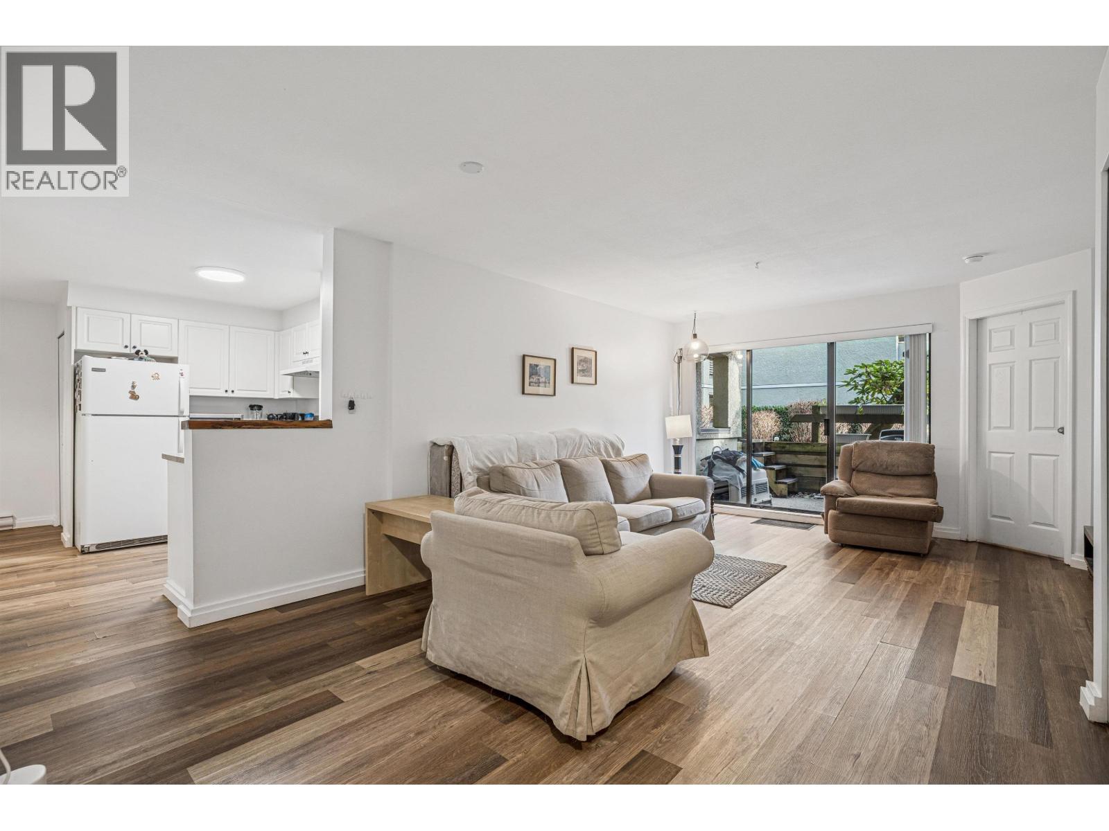 108 1200 Pacific Street, Coquitlam, British Columbia  V3B 6K2 - Photo 4 - R3088373