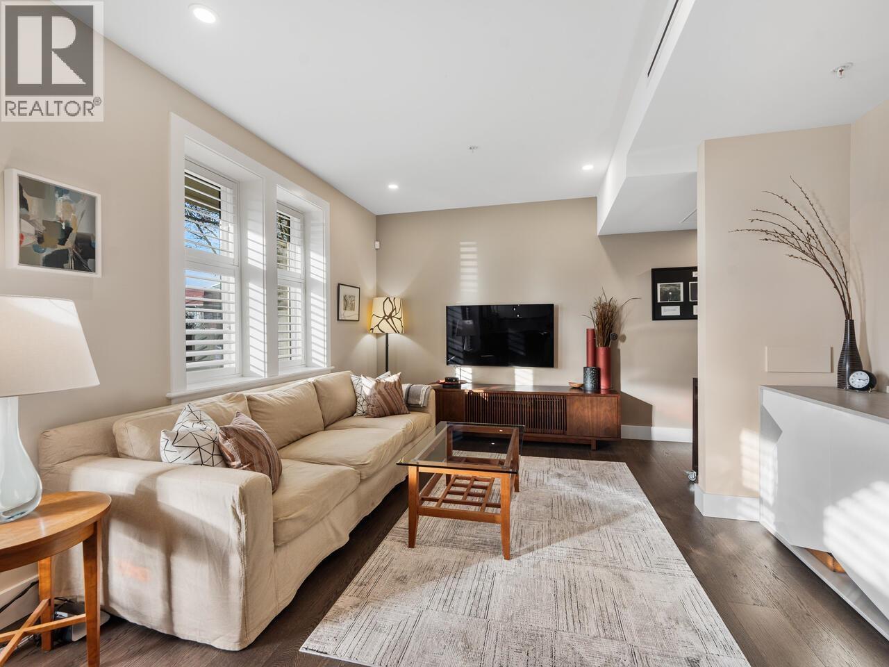 2898 Yukon Street, Vancouver, British Columbia  V5Y 3R2 - Photo 1 - R3088382