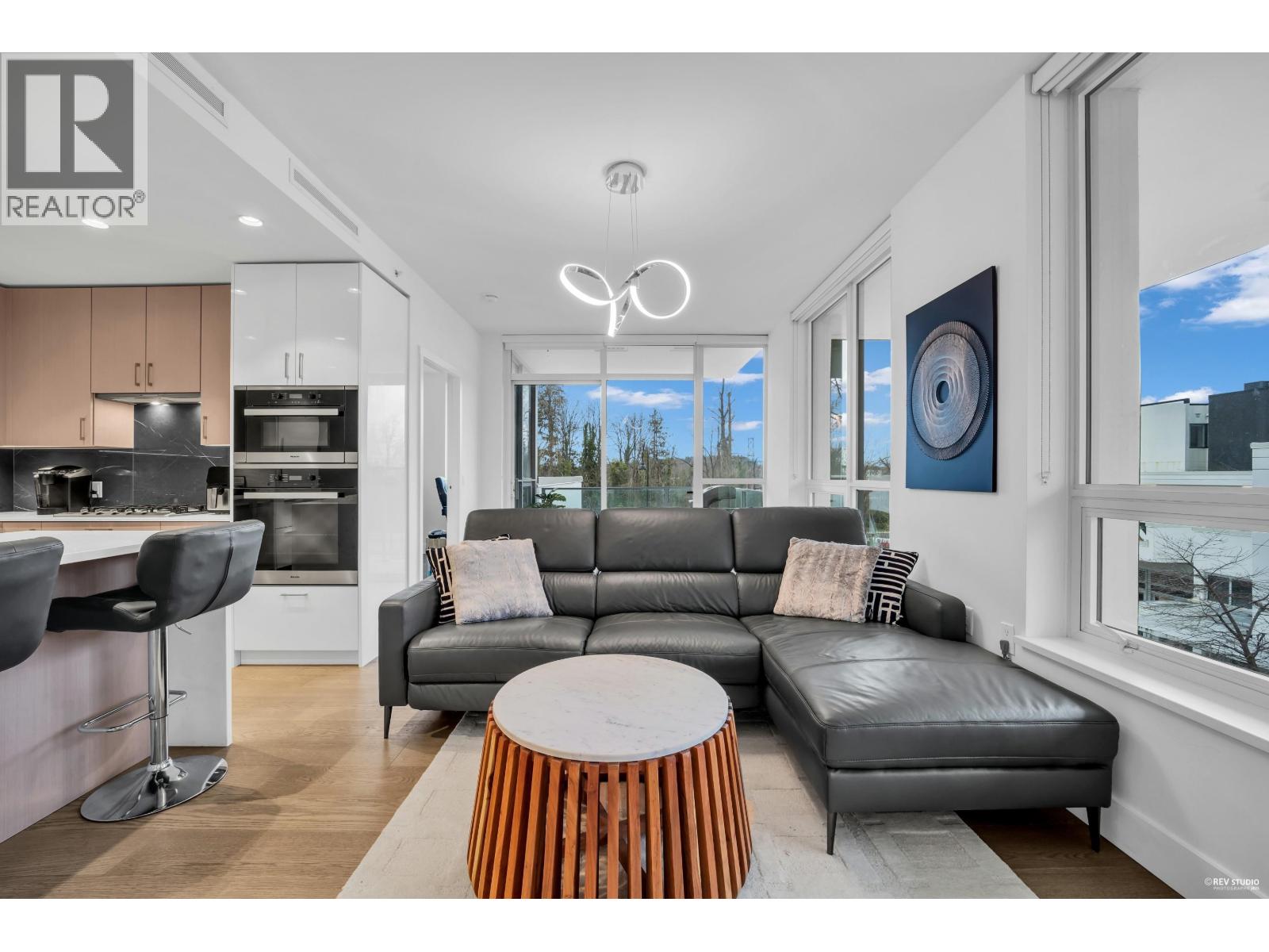 203 1632 Lions Gate Lane, North Vancouver, British Columbia  V7P 0E2 - Photo 9 - R3088390