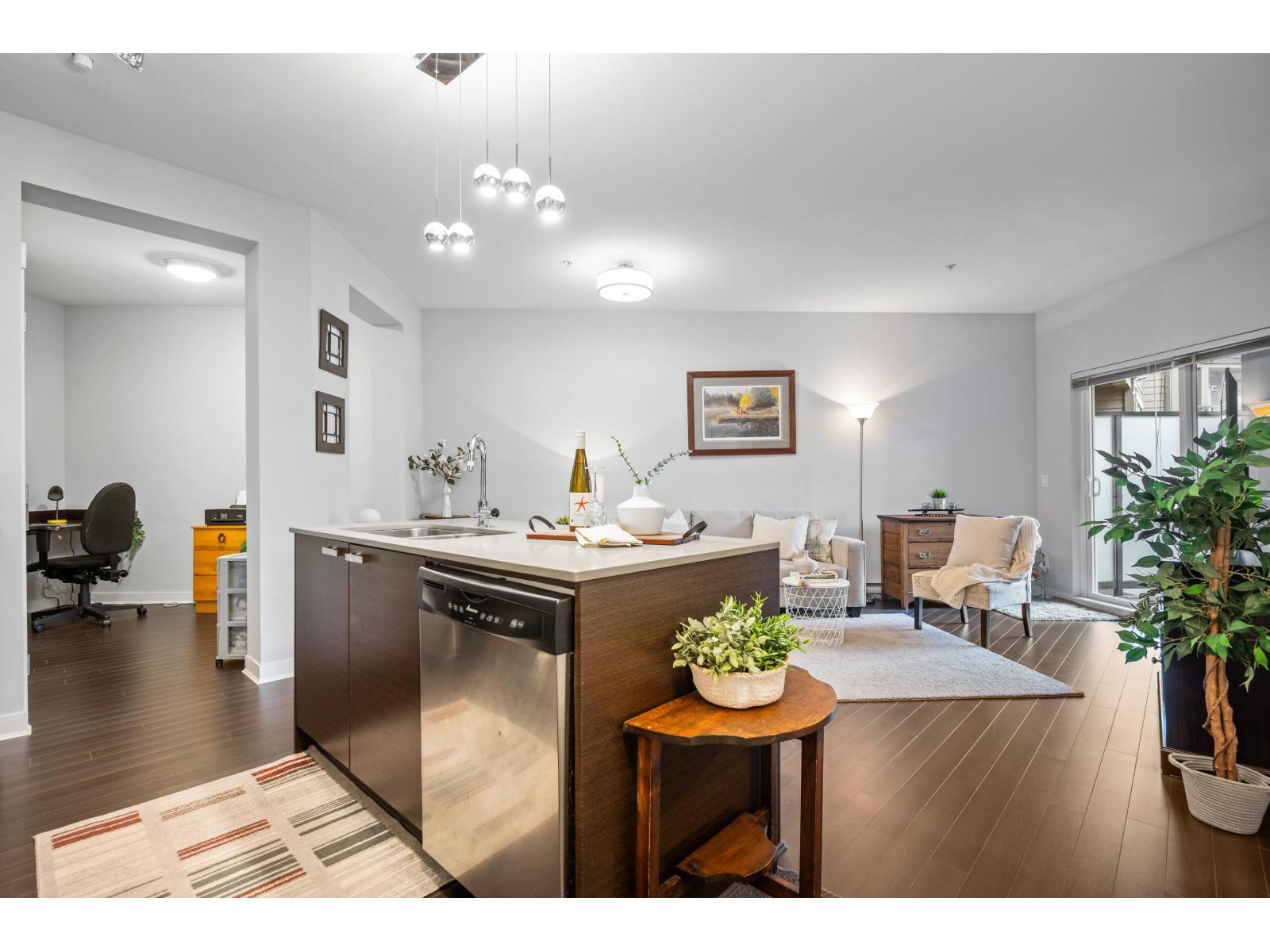 267 6758 188 Street, Surrey, British Columbia  V4N 6K2 - Photo 5 - R3087363