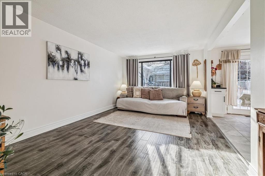 11 Macteith Court, Cambridge, Ontario  N1R 8J1 - Photo 5 - 40803956