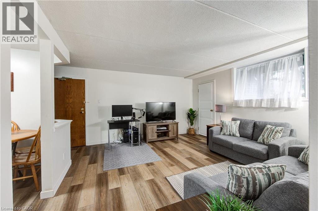 50 Campbell Court Unit# 304, Stratford, Ontario  N5A 7T6 - Photo 5 - 40803990