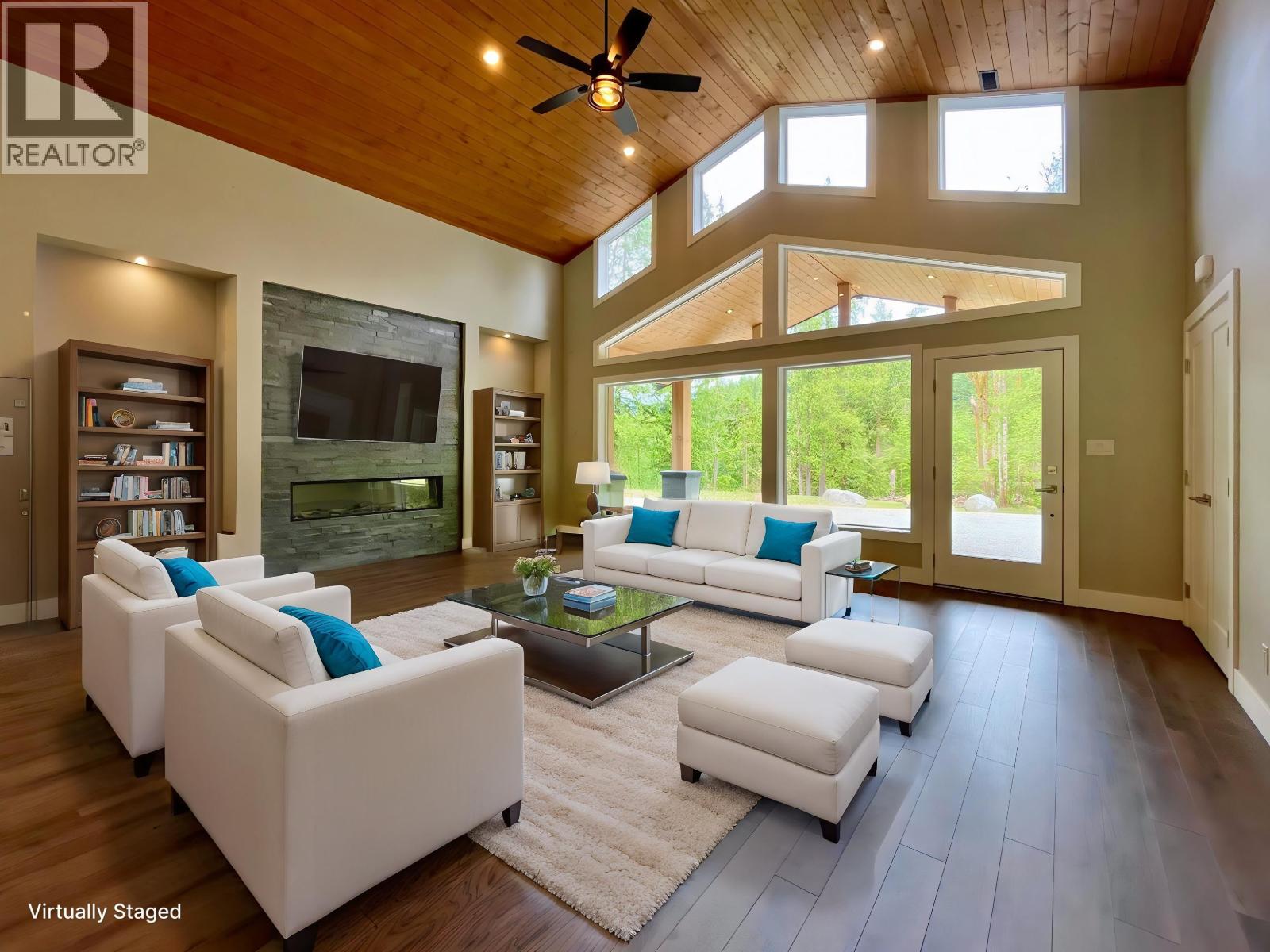 2061 Twin Creeks Road, Langdale, British Columbia  V0N 1V6 - Photo 3 - R3088370