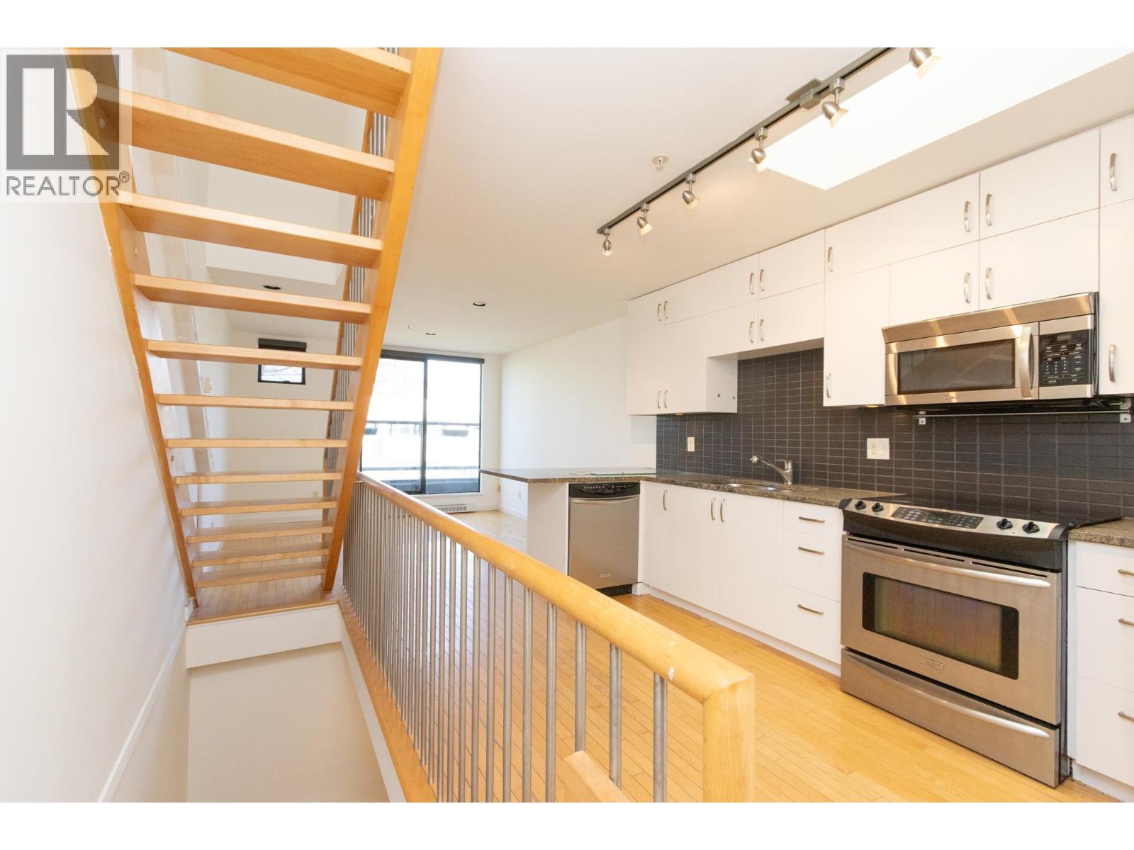 682 W 16th Avenue, Vancouver, British Columbia  V5Z 1S6 - Photo 5 - R3088388