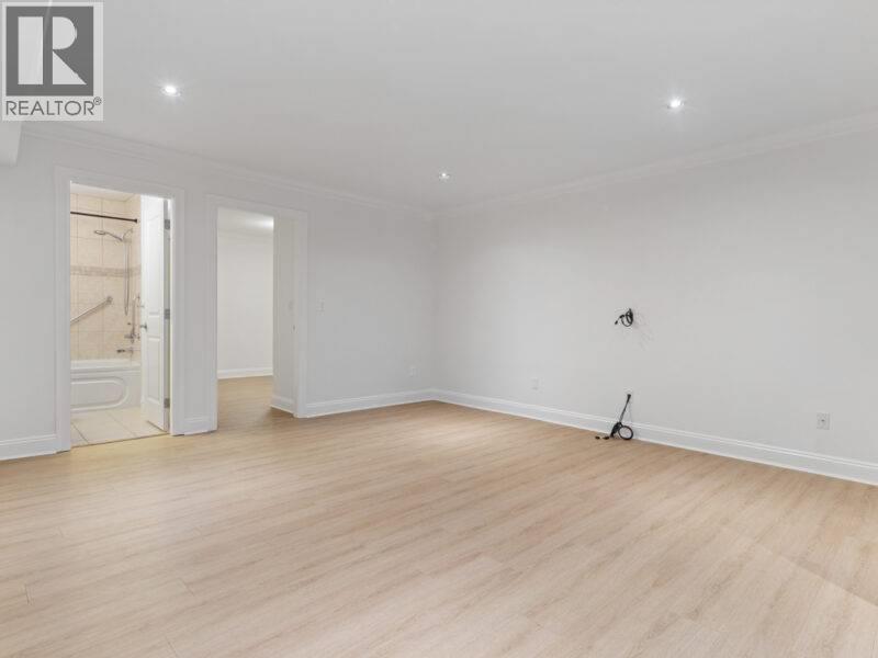 Basement Suite 4352 Carolyn Drive, North Vancouver, British Columbia  V7R 4A6 - Photo 10 - R3088389