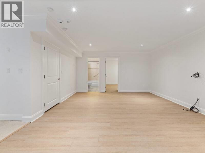 Basement Suite 4352 Carolyn Drive, North Vancouver, British Columbia  V7R 4A6 - Photo 13 - R3088389