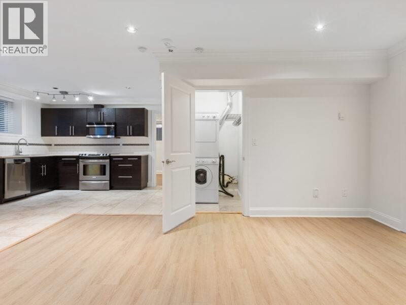 Basement Suite 4352 Carolyn Drive, North Vancouver, British Columbia  V7R 4A6 - Photo 5 - R3088389