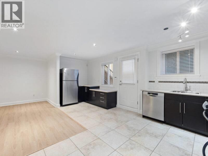 Basement Suite 4352 Carolyn Drive, North Vancouver, British Columbia  V7R 4A6 - Photo 7 - R3088389