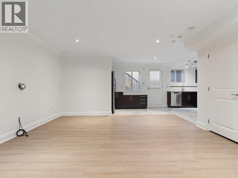 Basement Suite 4352 Carolyn Drive, North Vancouver, British Columbia  V7R 4A6 - Photo 8 - R3088389