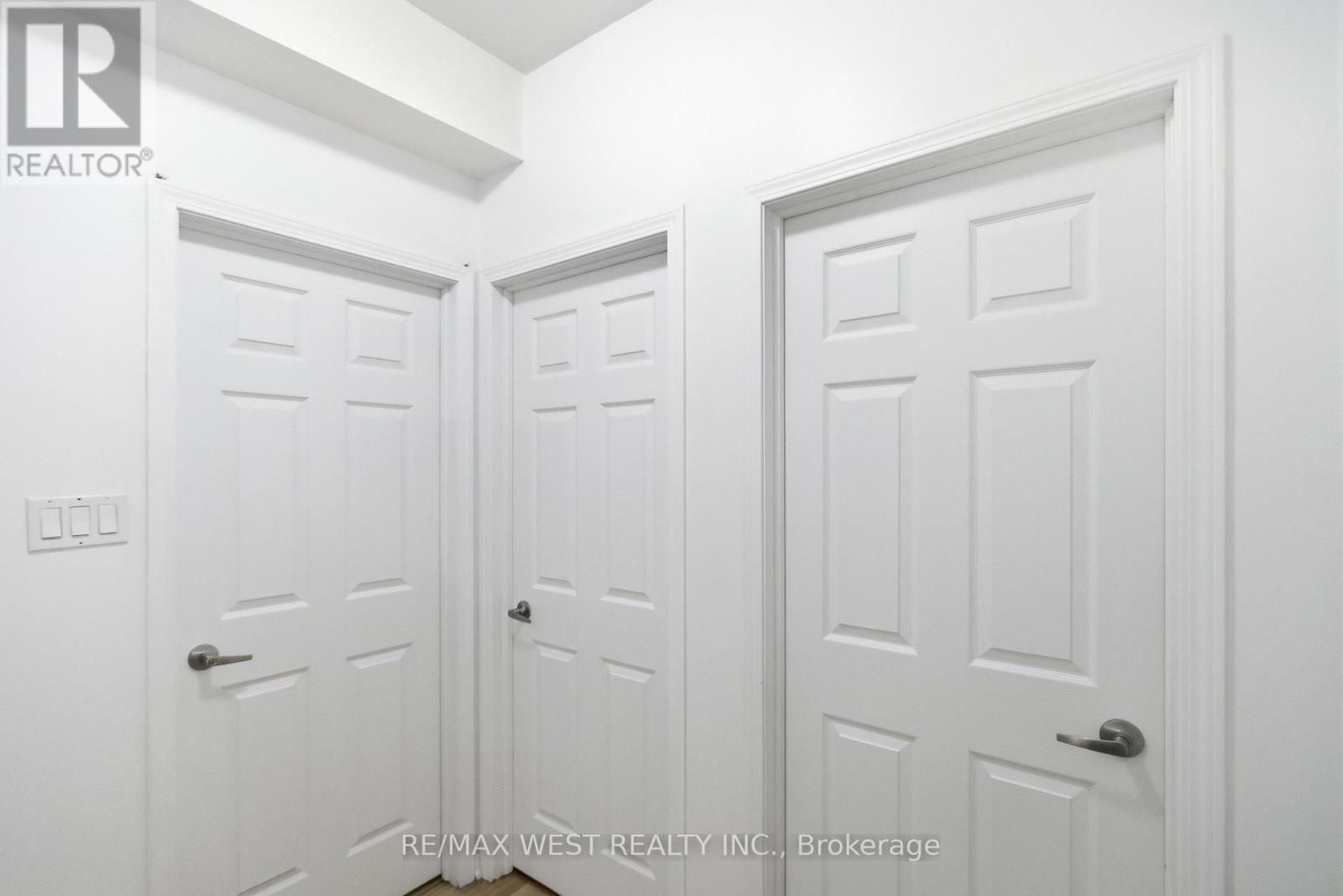 254 - 19 Coneflower Crescent, Toronto, Ontario  M2R 0B5 - Photo 10 - C12775012