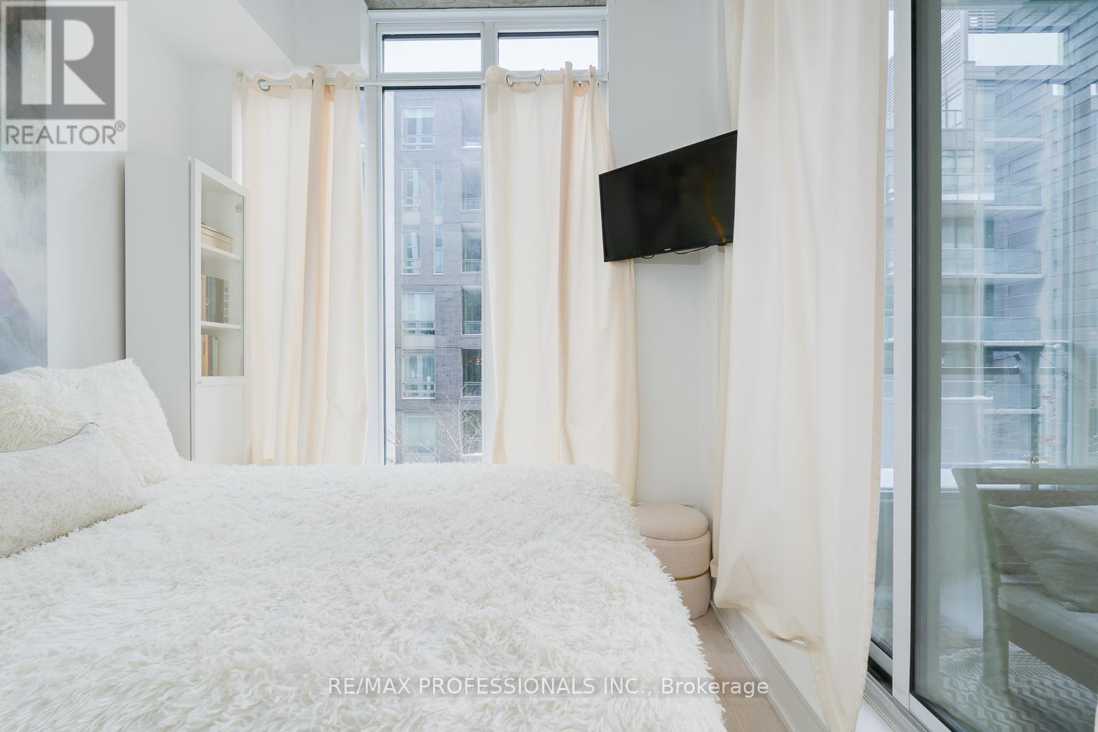 331 - 20 Minowan Miikan Lane, Toronto, Ontario  M6J 0E5 - Photo 21 - C12775032