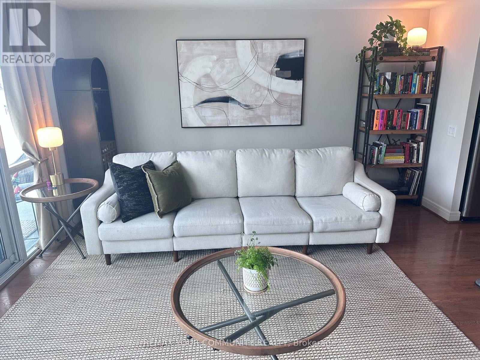 1103 - 116 George Street, Toronto, Ontario  M5A 3S2 - Photo 2 - C12775044