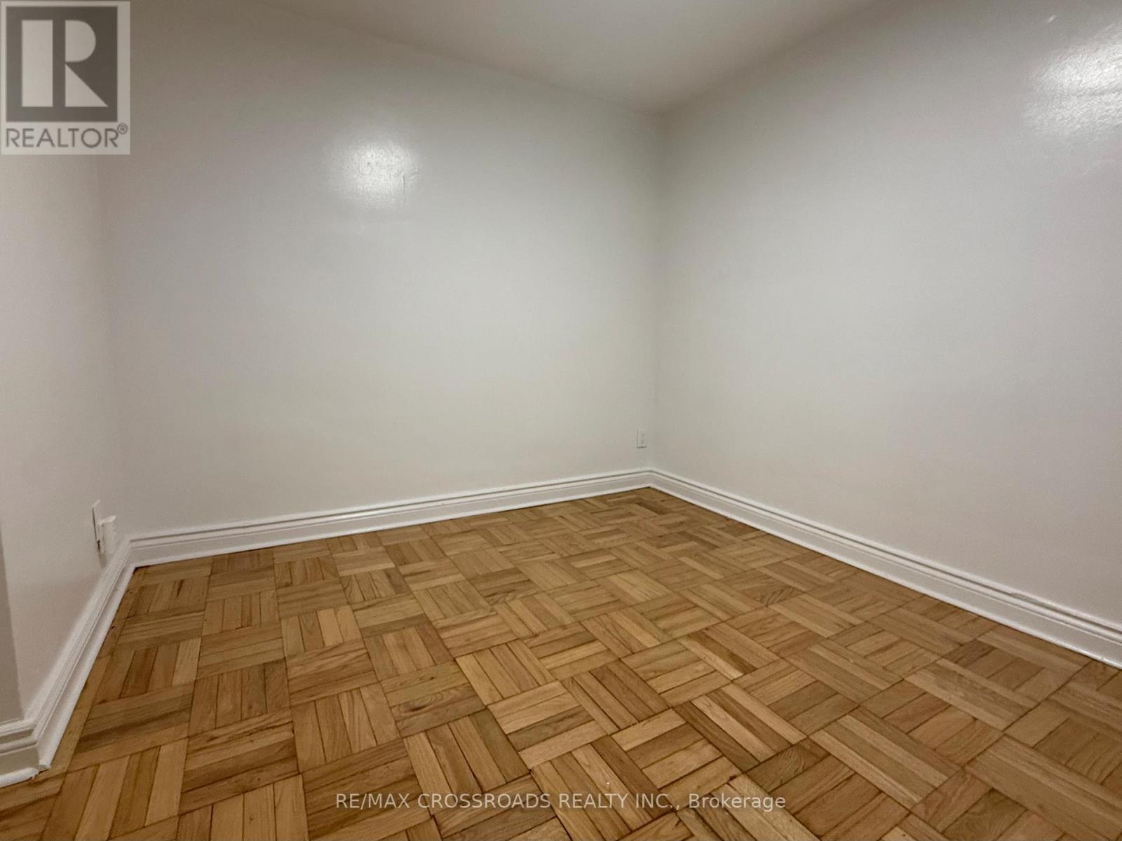 B3 - 2770 Yonge Street, Toronto, Ontario  M4N 2J3 - Photo 3 - C12775054