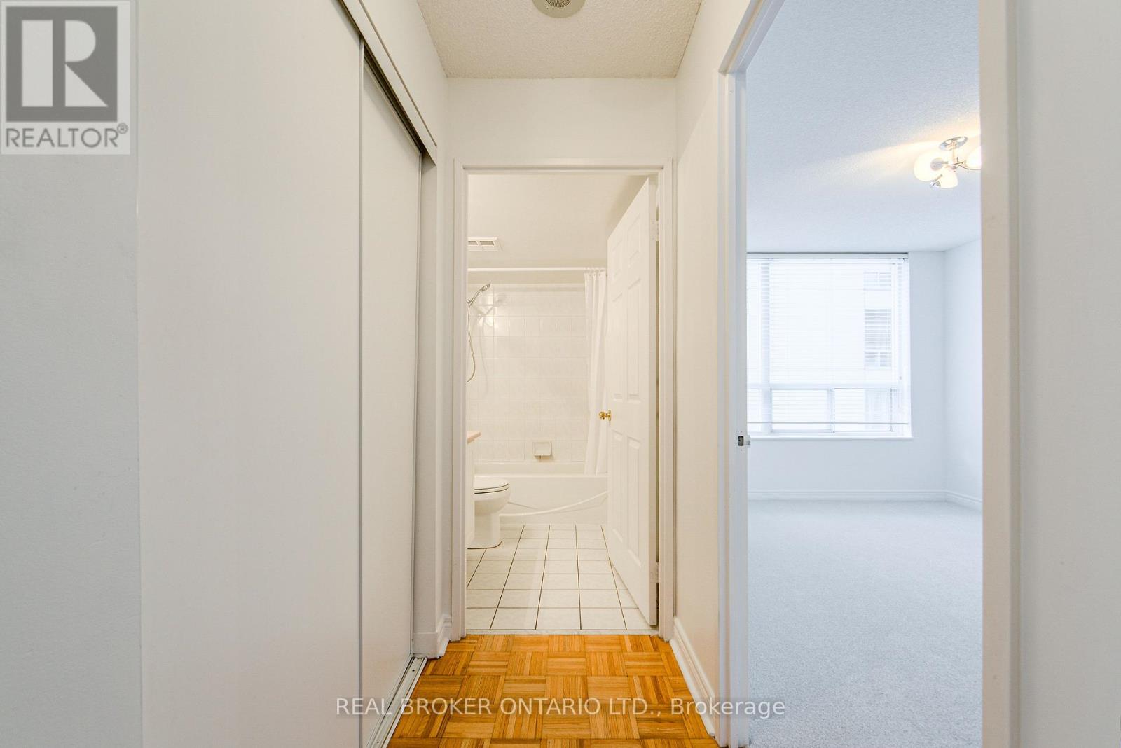 509 - 43 Eglinton Avenue E, Toronto, Ontario  M4P 1A2 - Photo 10 - C12775126