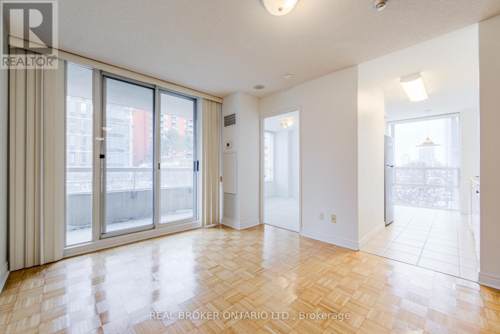 509 - 43 Eglinton Avenue E, Toronto, Ontario  M4P 1A2 - Photo 2 - C12775126