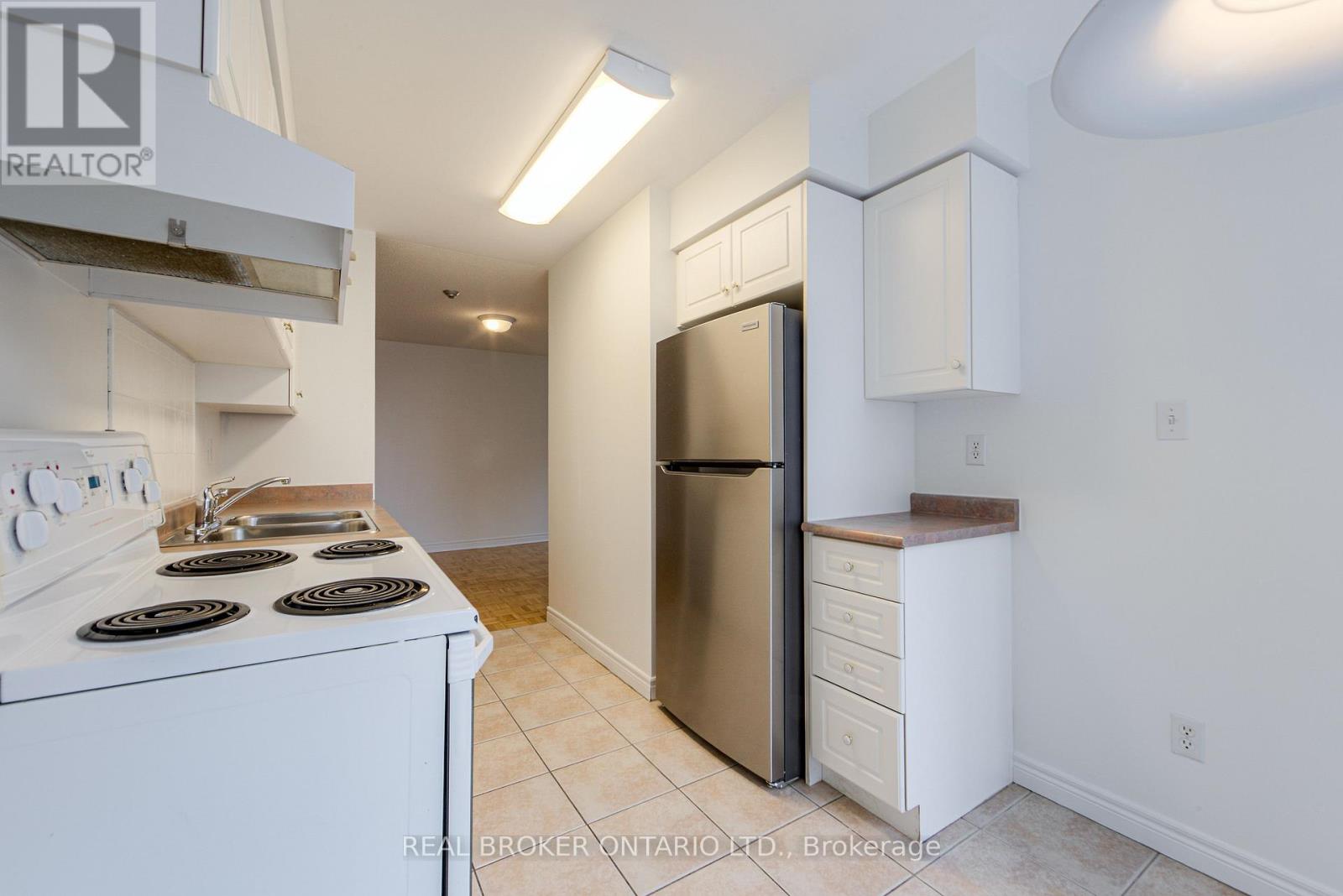 509 - 43 Eglinton Avenue E, Toronto, Ontario  M4P 1A2 - Photo 9 - C12775126