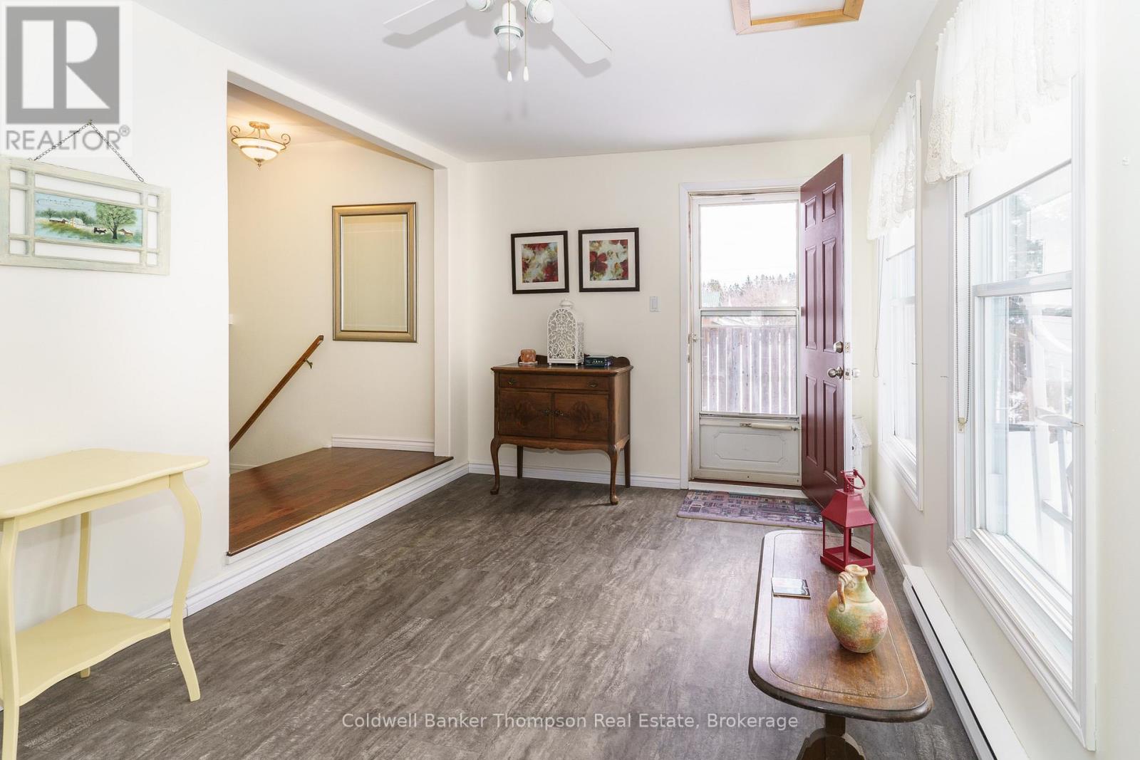 234 Yonge Street, Burk's Falls, Ontario  P0A 1C0 - Photo 12 - X12078423